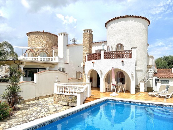 CASA CAPITAN*